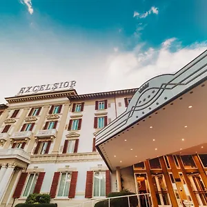 **** Hotel Grand Excelsior Italy